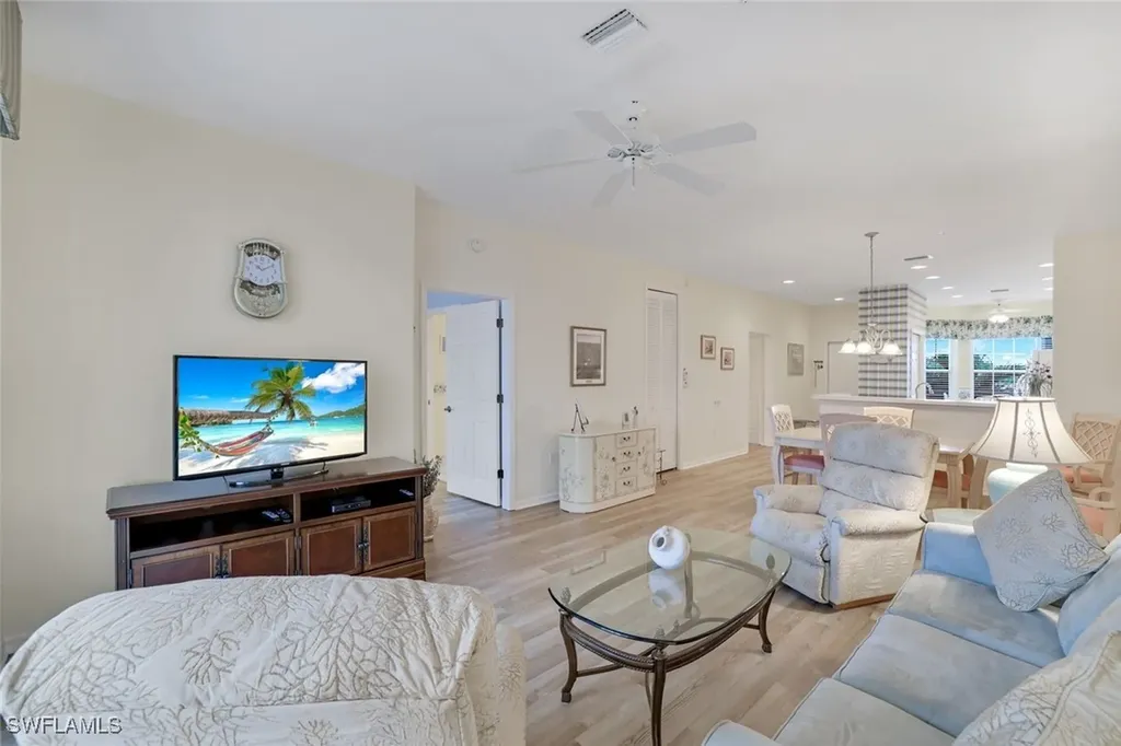 8259 Parkstone Place Naples FL 34120