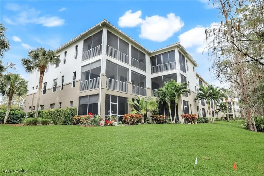 8259 Parkstone Place Naples FL 34120