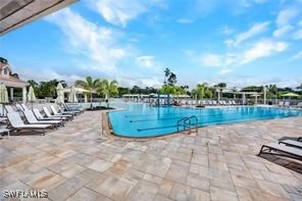 8259 Parkstone Place Naples FL 34120