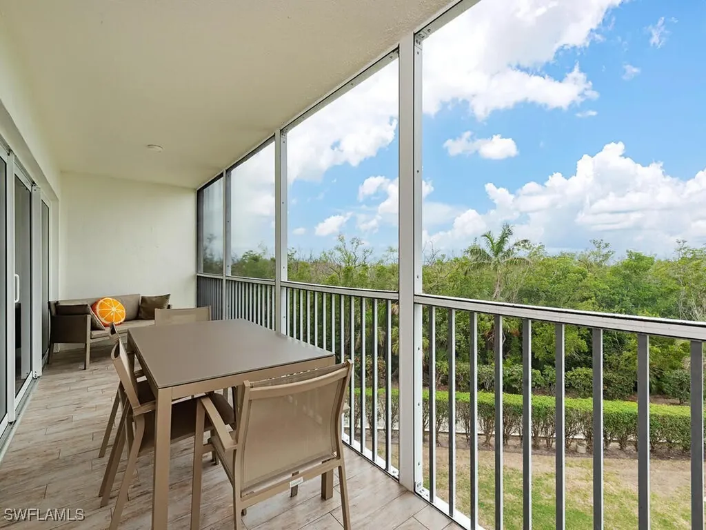 1 Bluebill Avenue Naples FL 34108