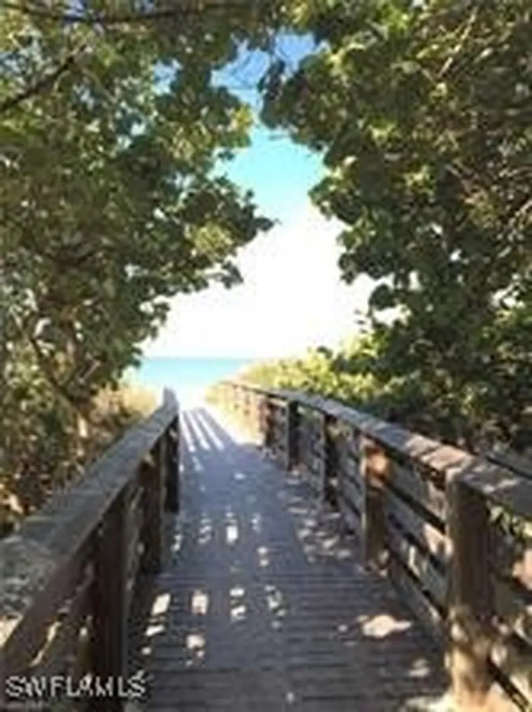 1 Bluebill Avenue Naples FL 34108