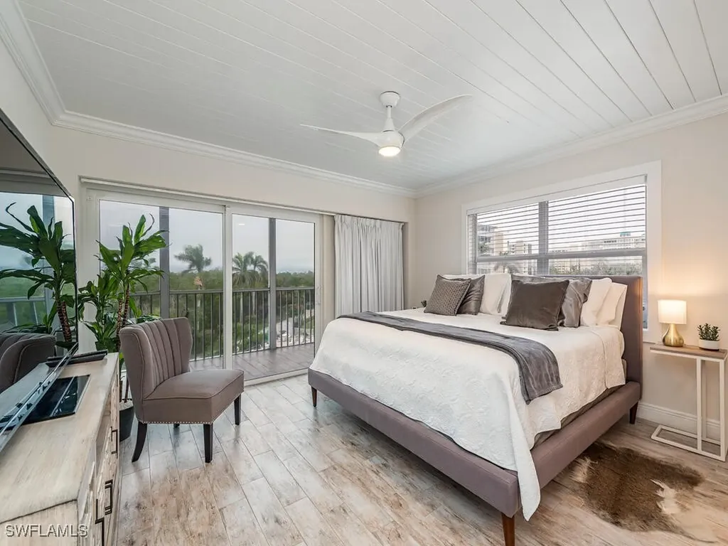 1 Bluebill Avenue Naples FL 34108
