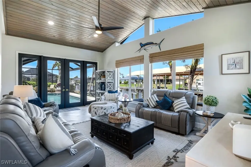 3347 SE 19th Avenue Cape Coral FL 33904