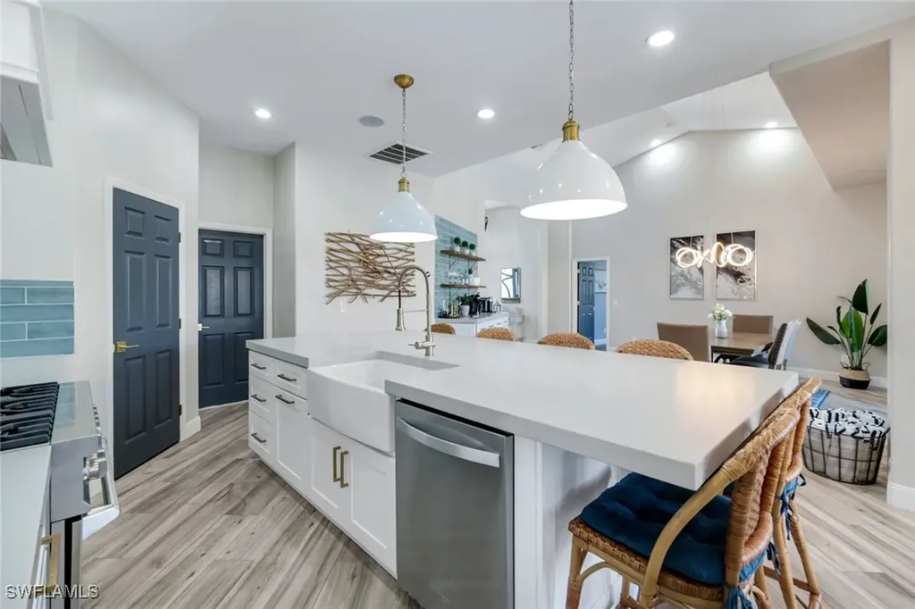 3347 SE 19th Avenue Cape Coral FL 33904