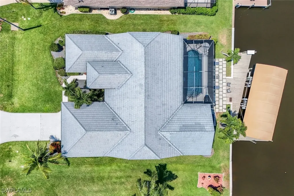 3347 SE 19th Avenue Cape Coral FL 33904