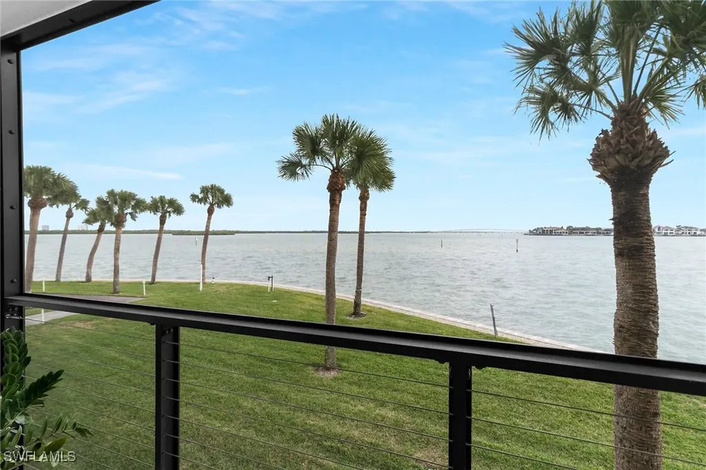 1085 Bald Eagle Drive Marco Island FL 34145