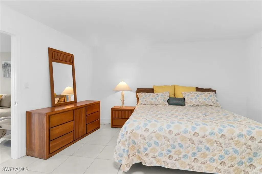 1085 Bald Eagle Drive Marco Island FL 34145