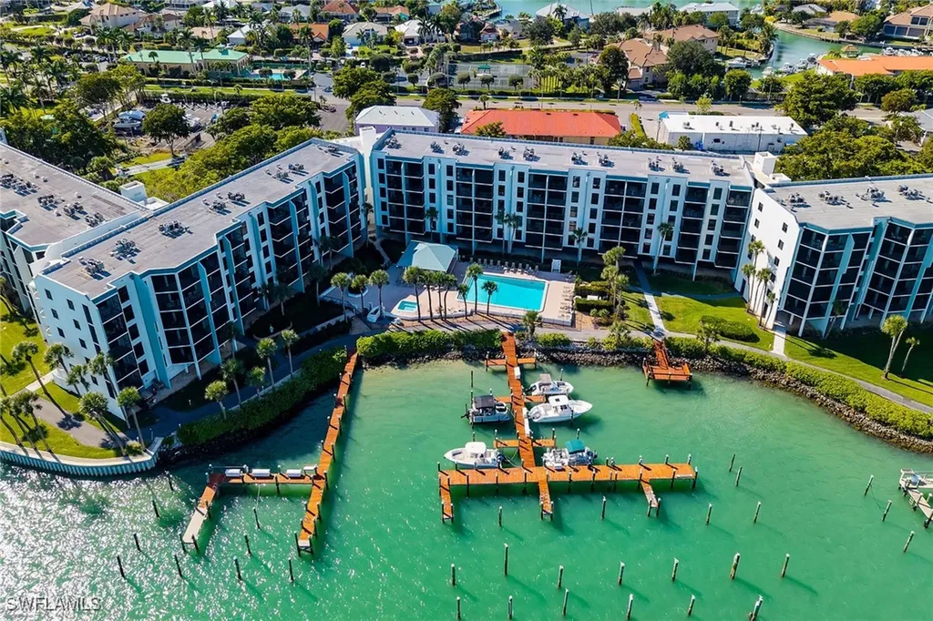 1085 Bald Eagle Drive Marco Island FL 34145