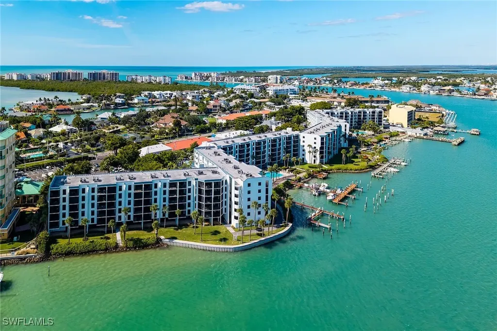 1085 Bald Eagle Drive Marco Island FL 34145