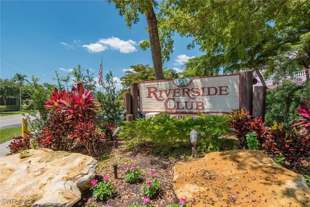 1085 Bald Eagle Drive Marco Island FL 34145