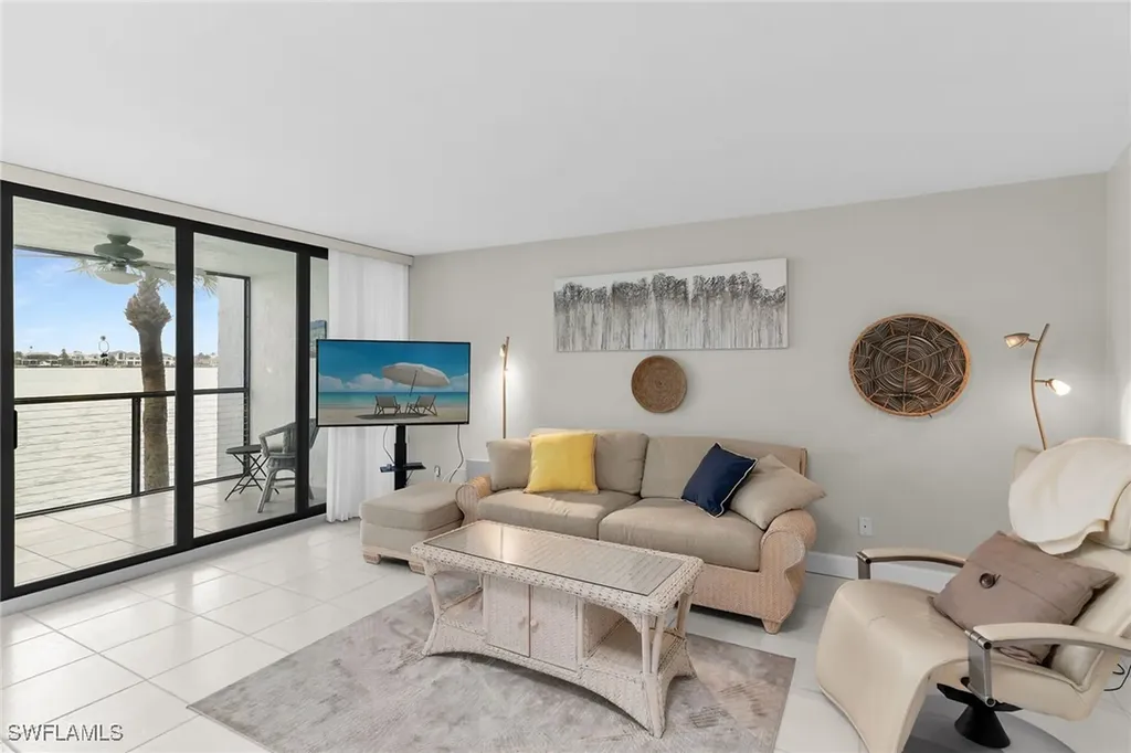 1085 Bald Eagle Drive Marco Island FL 34145