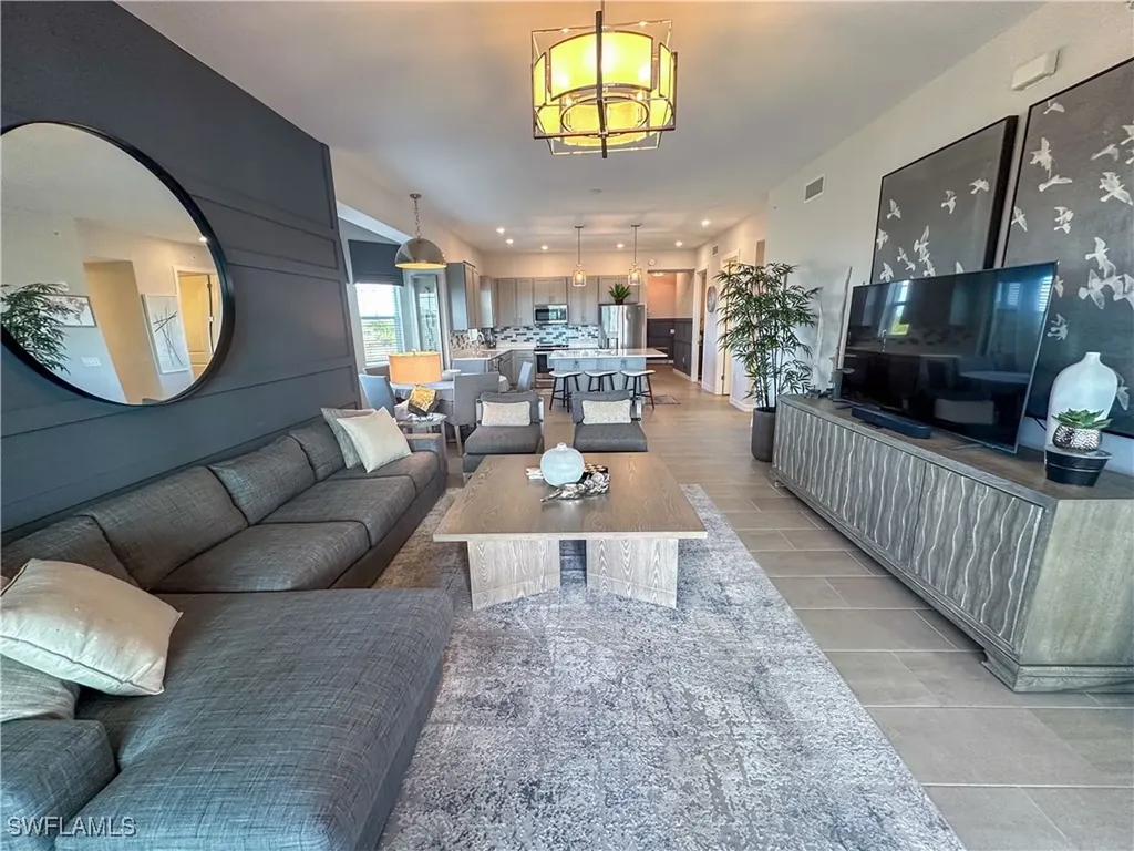 163 Indies Drive E Naples FL 34114