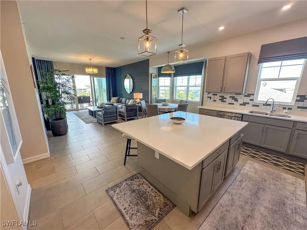 163 Indies Drive E Naples FL 34114