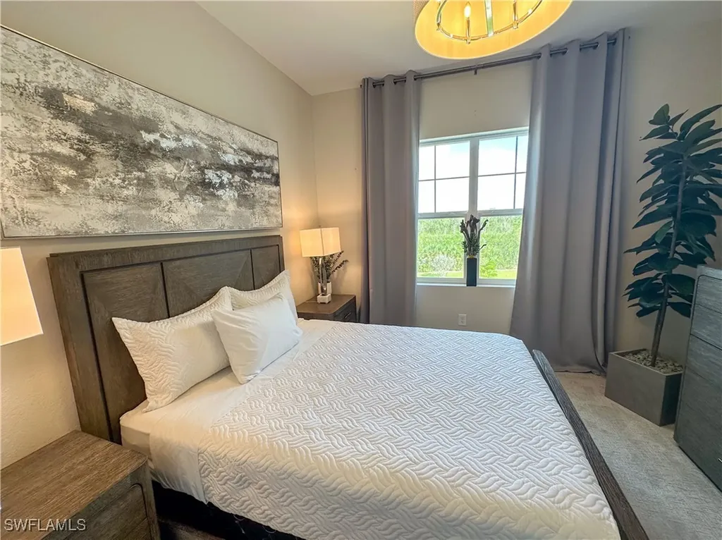 163 Indies Drive E Naples FL 34114