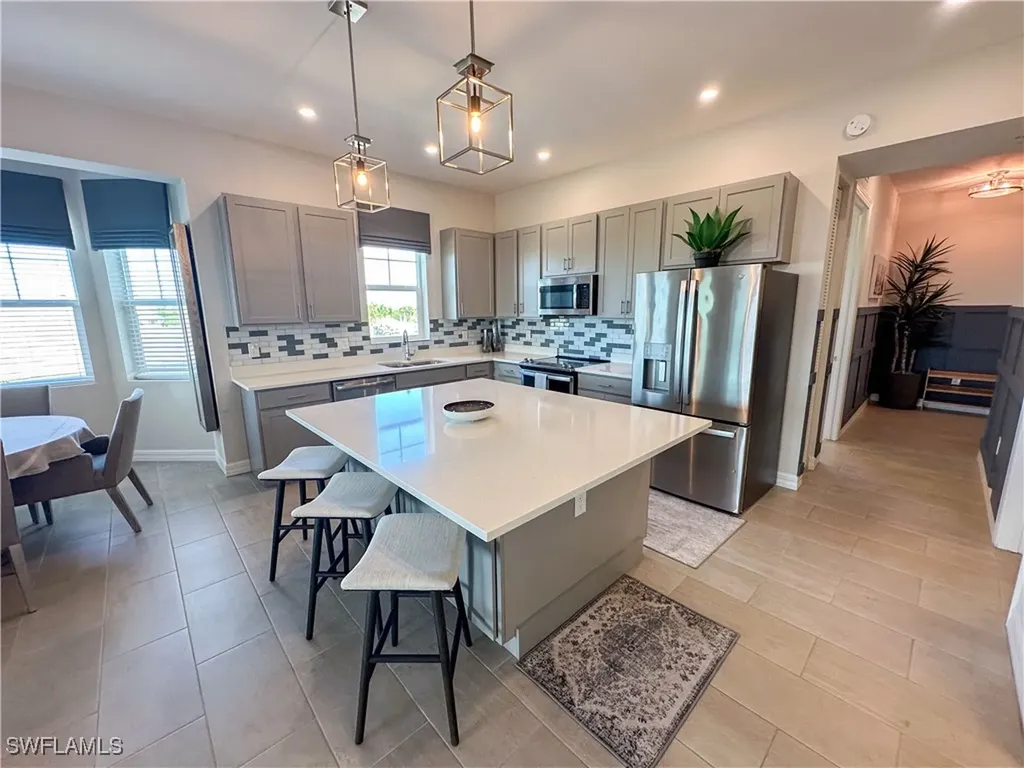 163 Indies Drive E Naples FL 34114