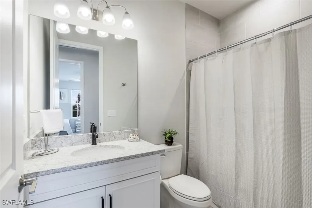 4705 Arboretum Circle Naples FL 34112