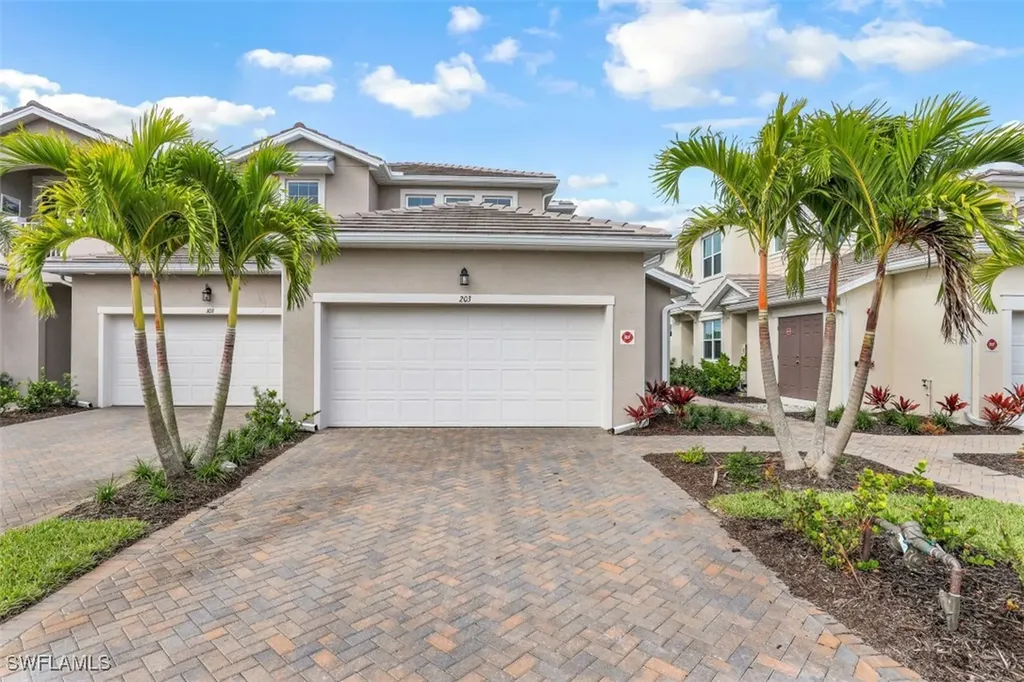 4705 Arboretum Circle Naples FL 34112