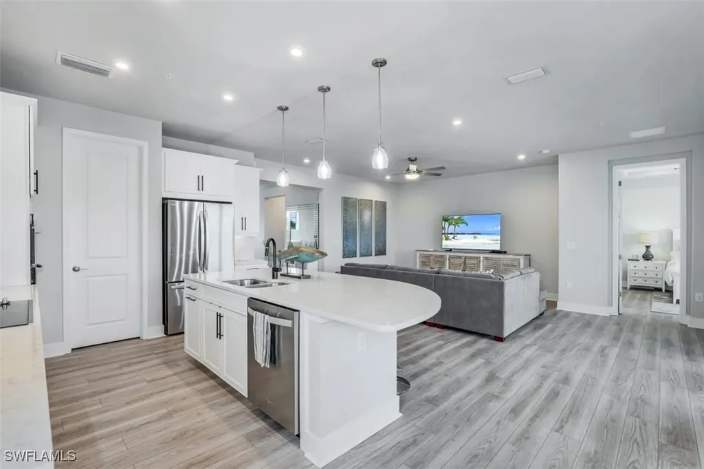 4705 Arboretum Circle Naples FL 34112