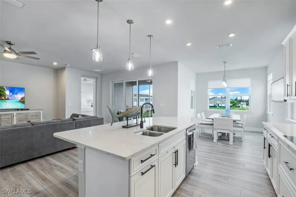 4705 Arboretum Circle Naples FL 34112