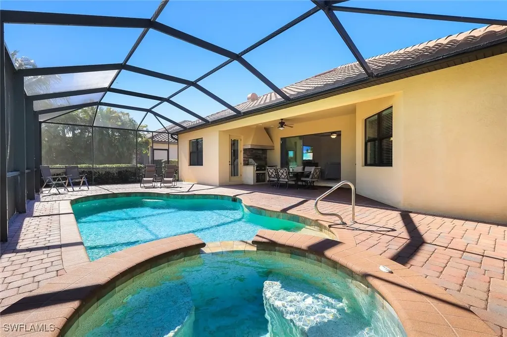 28085 Wicklow Court Bonita Springs FL 34135