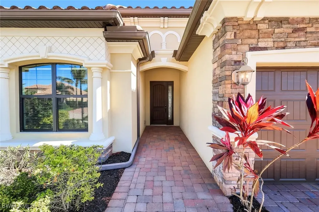 28085 Wicklow Court Bonita Springs FL 34135