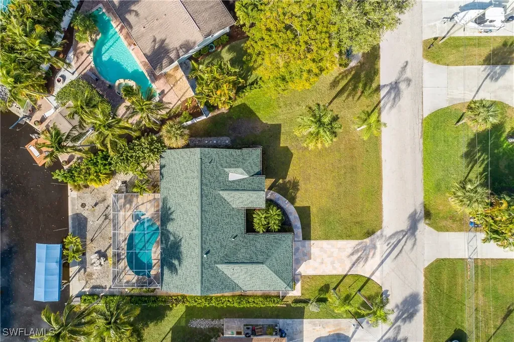 27245 Gasparilla Drive Bonita Springs FL 34135