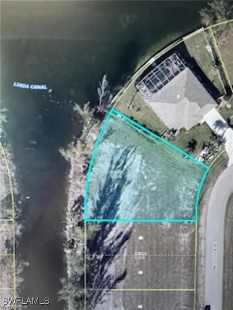 3628 NE 15th Avenue Cape Coral FL 33909