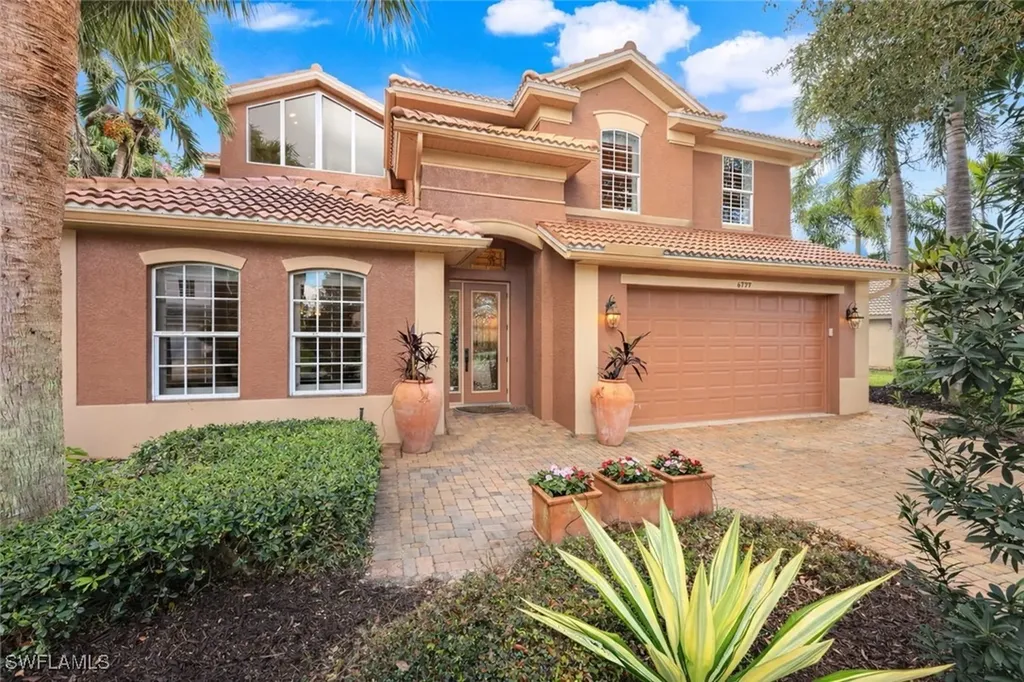 6777 Southern Oak Court Naples FL 34109