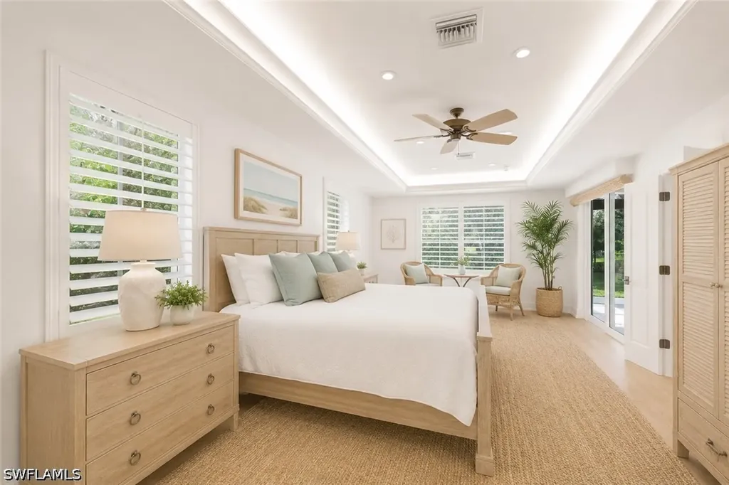 6777 Southern Oak Court Naples FL 34109