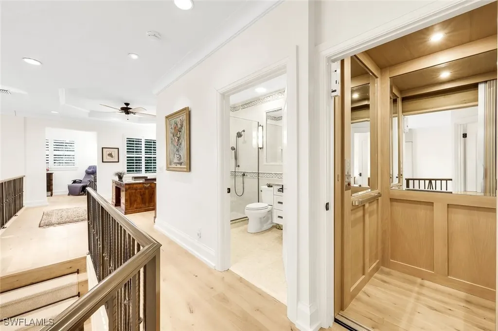 6777 Southern Oak Court Naples FL 34109