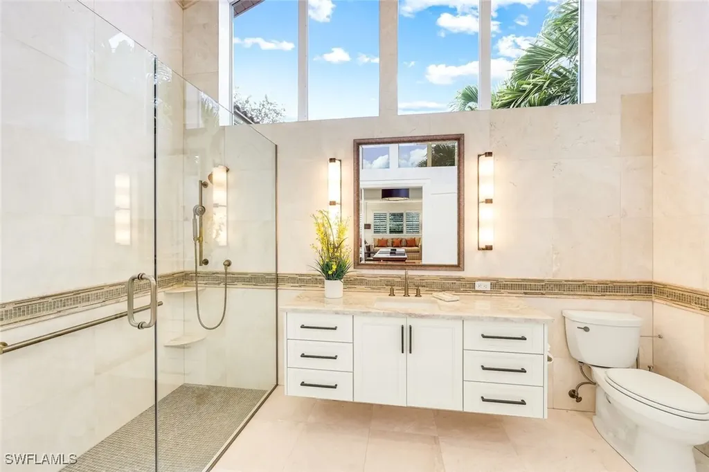 6777 Southern Oak Court Naples FL 34109