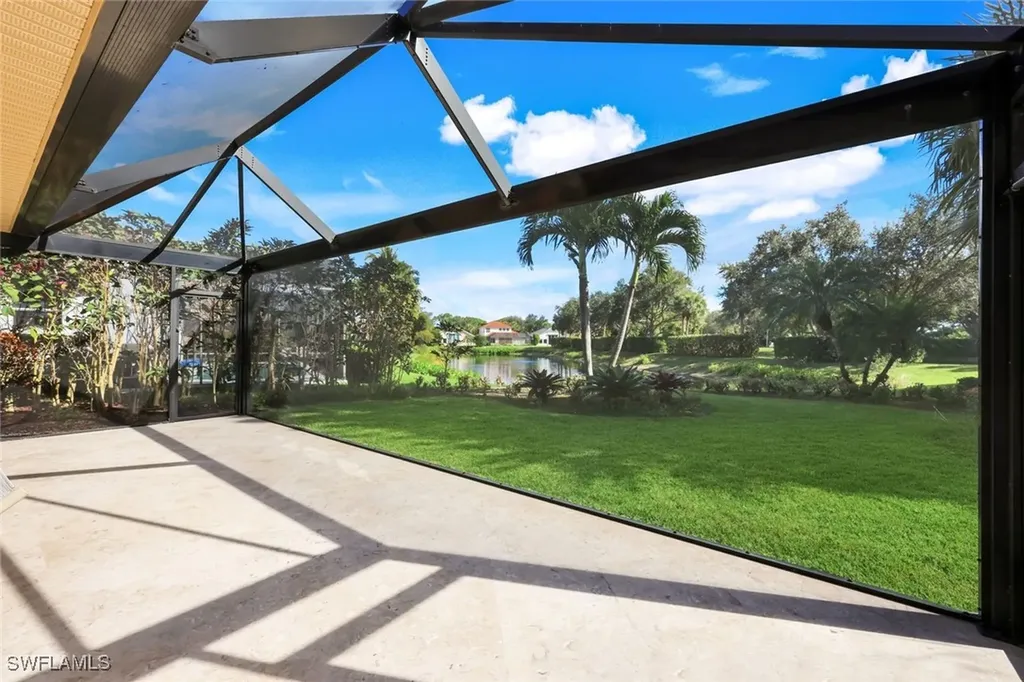 6777 Southern Oak Court Naples FL 34109