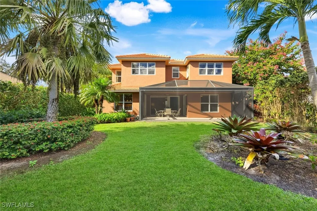 6777 Southern Oak Court Naples FL 34109