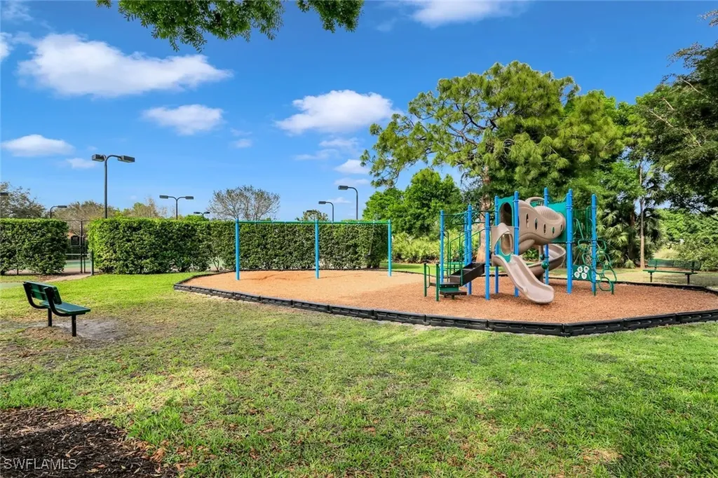 6777 Southern Oak Court Naples FL 34109