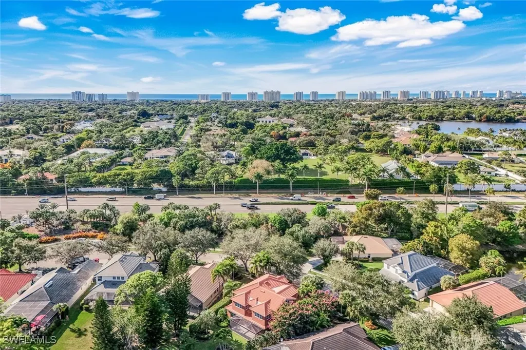 6777 Southern Oak Court Naples FL 34109