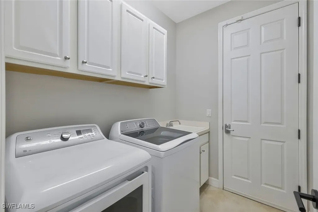 28126 Edenderry Court Bonita Springs FL 34135