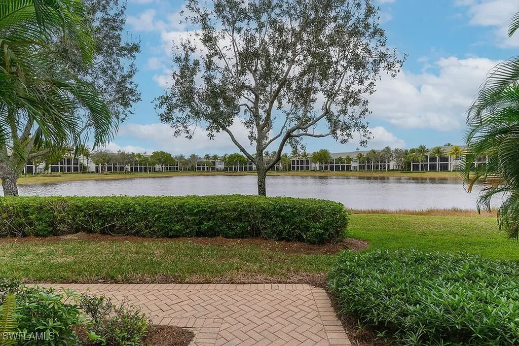 9292 Belle Court Naples FL 34114