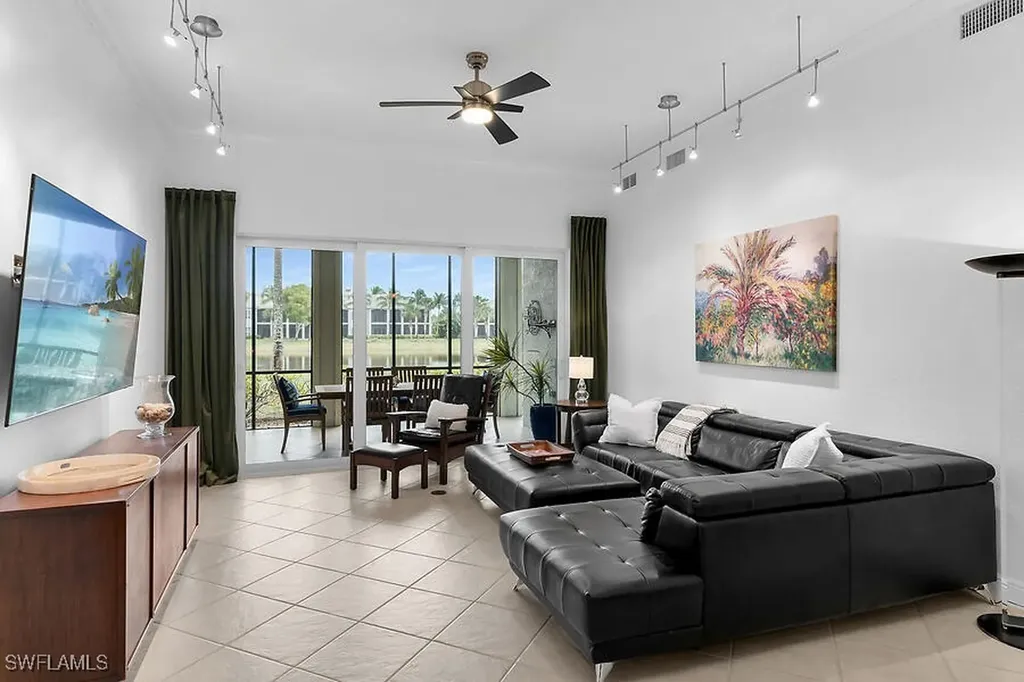 9292 Belle Court Naples FL 34114