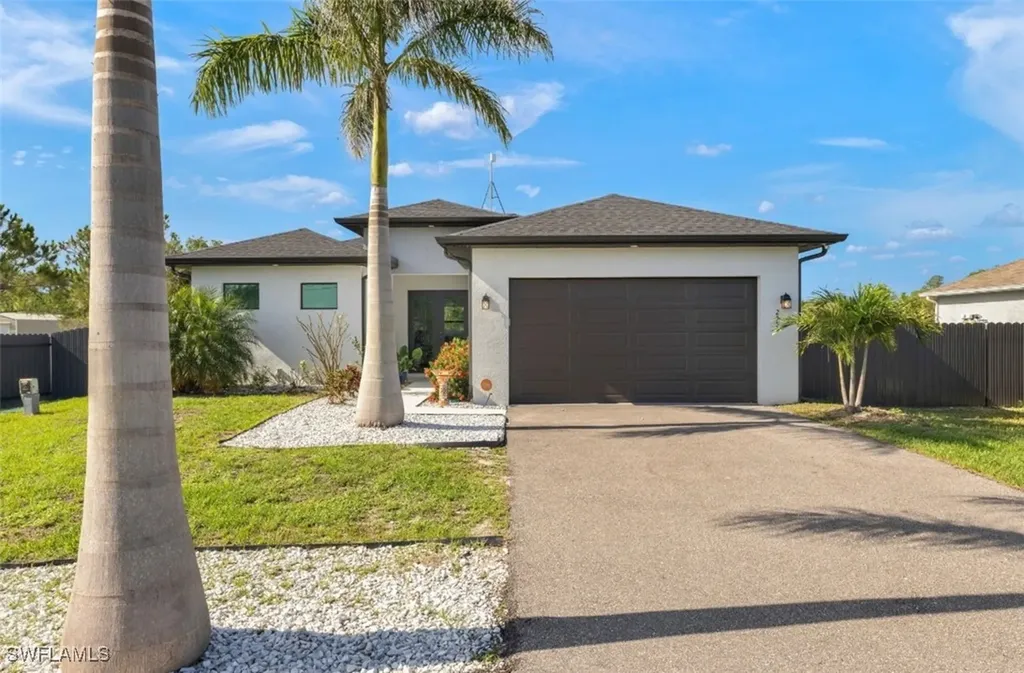 2552 70th Avenue NE Naples FL 34120