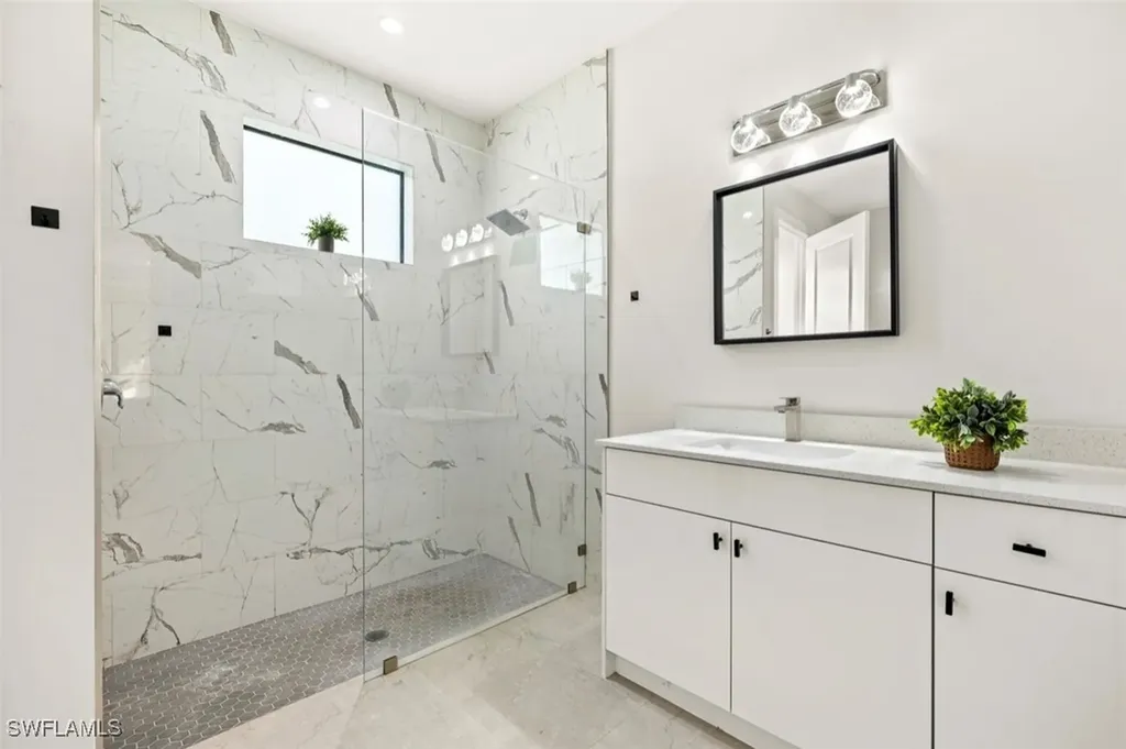 2552 70th Avenue NE Naples FL 34120