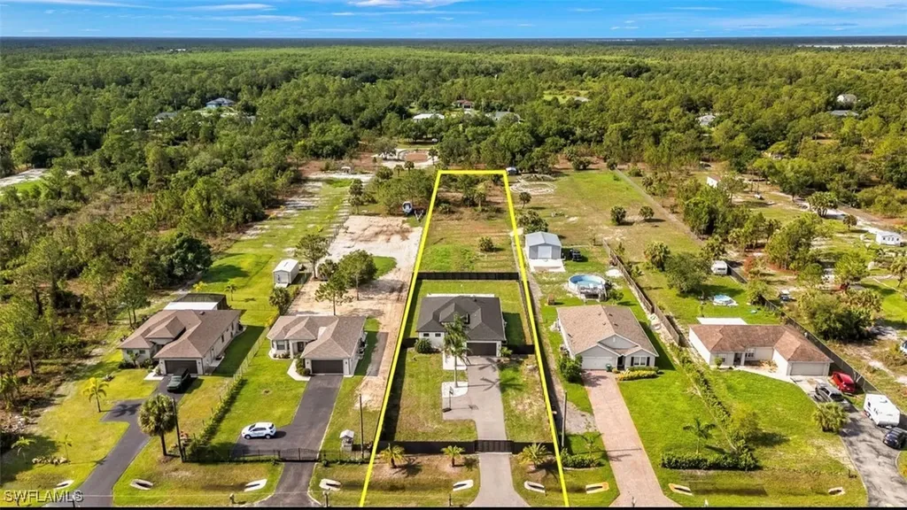 2552 70th Avenue NE Naples FL 34120