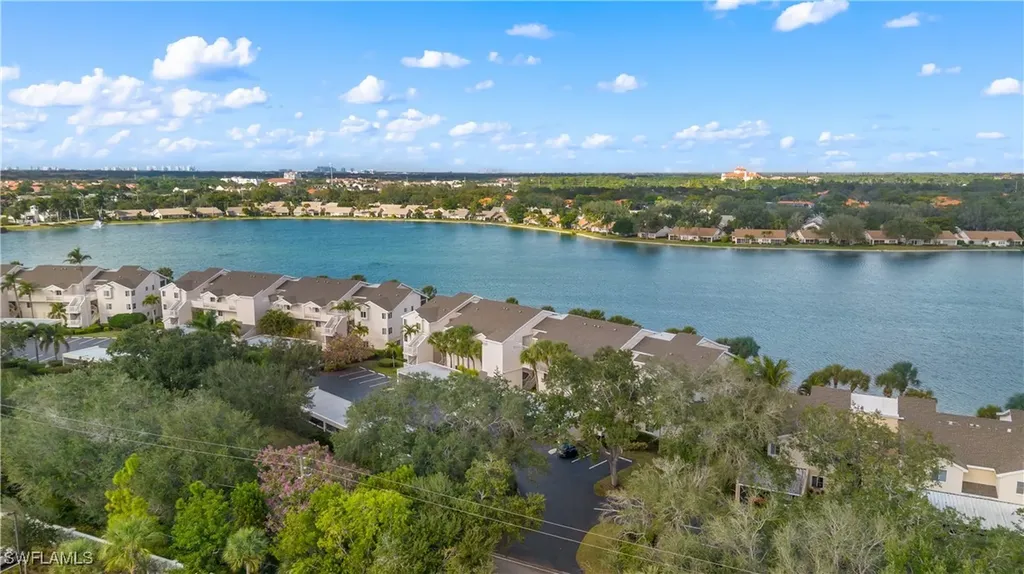 2711 Citrus Lake Drive Naples FL 34109