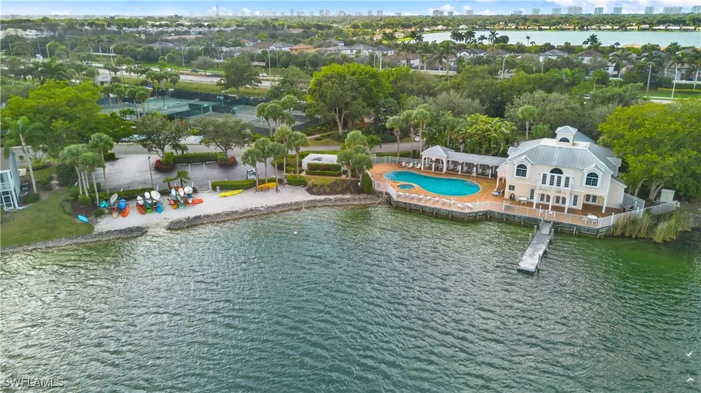 2711 Citrus Lake Drive Naples FL 34109