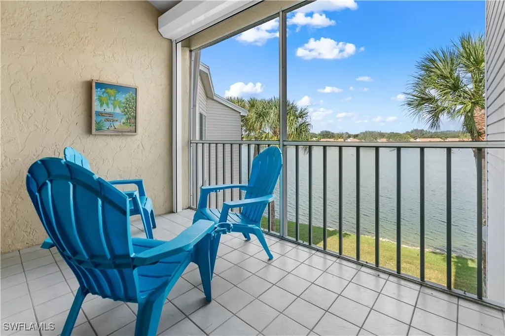 2711 Citrus Lake Drive Naples FL 34109