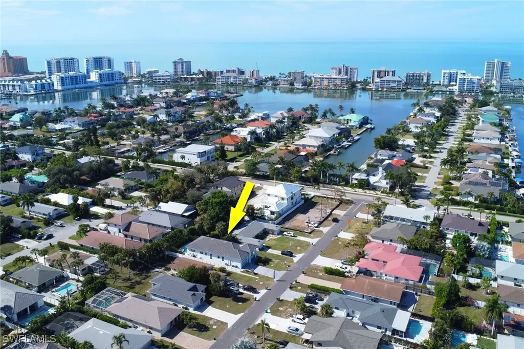 522 98th Avenue N Naples FL 34108