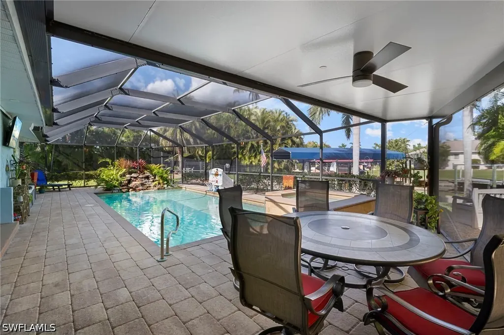 101 SE 41st Terrace Cape Coral FL 33904