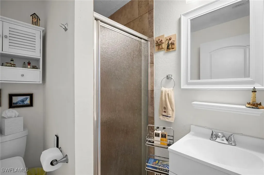 101 SE 41st Terrace Cape Coral FL 33904