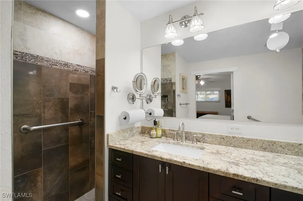 101 SE 41st Terrace Cape Coral FL 33904