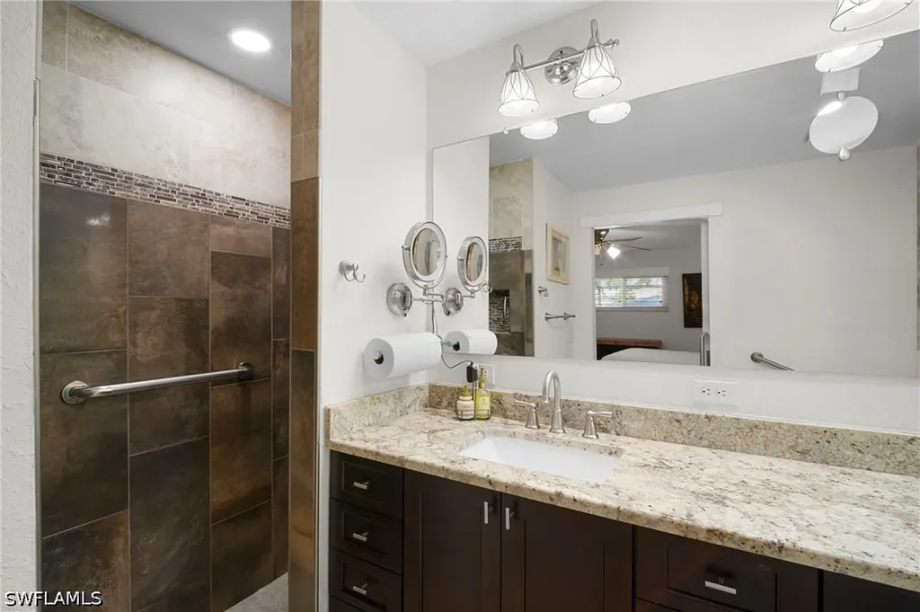 101 SE 41st Terrace Cape Coral FL 33904