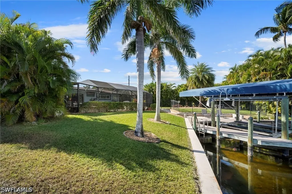 101 SE 41st Terrace Cape Coral FL 33904